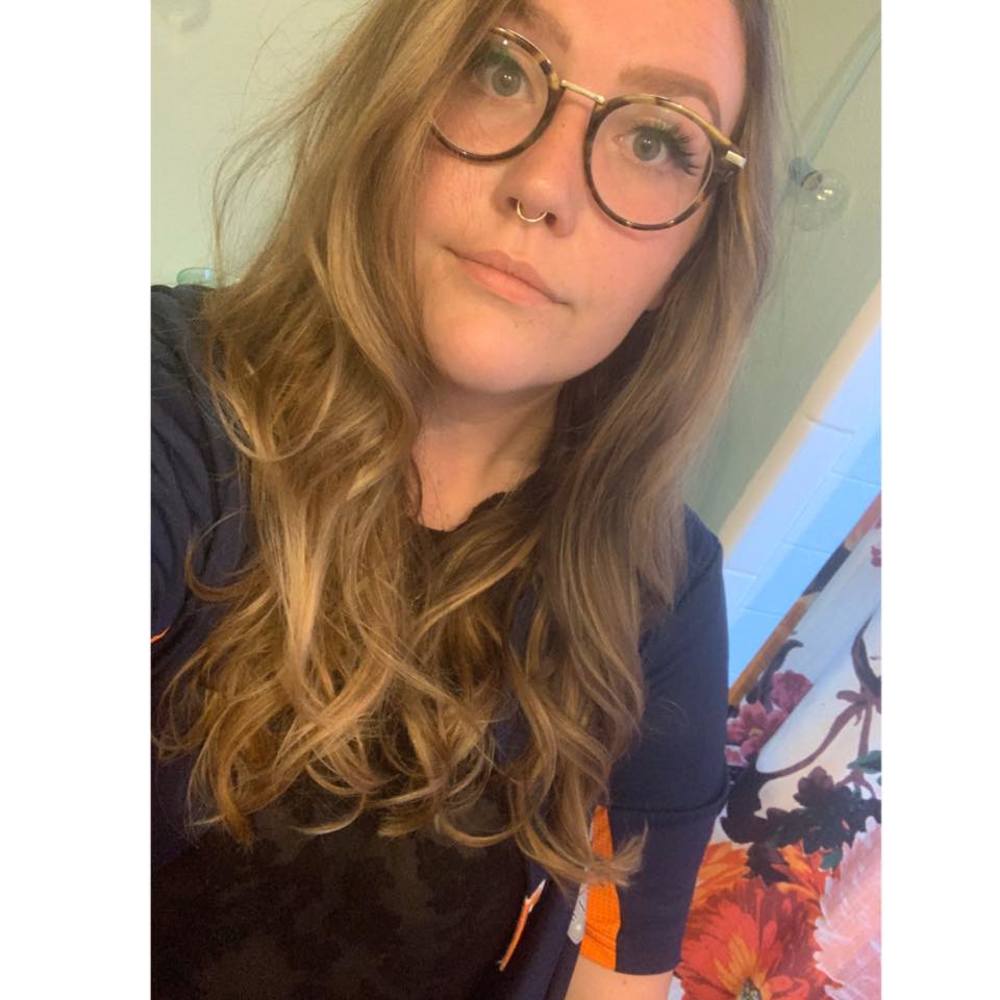 Meet your Posher, Danielle